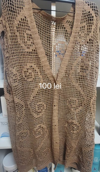 Ilic croșetat manual – model unic, lucrat cu grijă