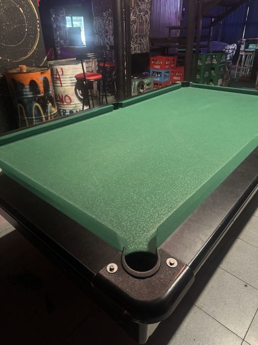 Билярдна маса 9 фута