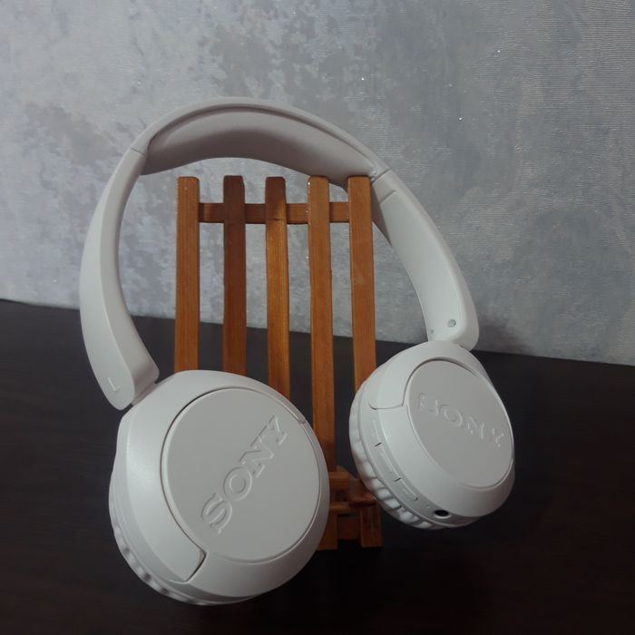 sony naushnik, yangi!