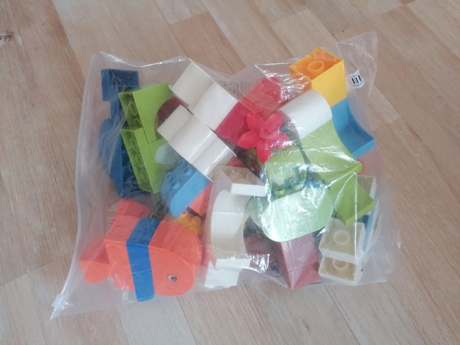 Blocuri mari de construit ( piese compatibile Lego duplo)