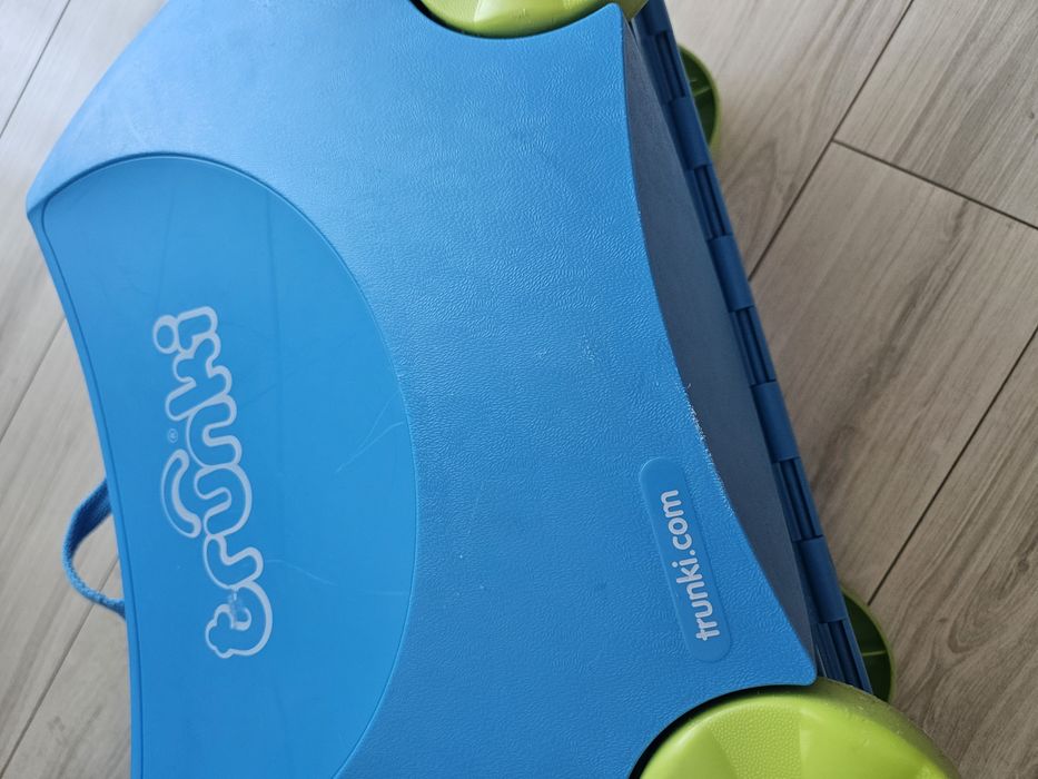 Valiza cu roti Trunki 18L