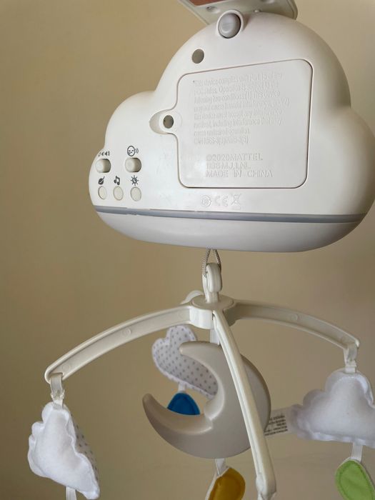 Въртележка с музика за кошара Fisherprice