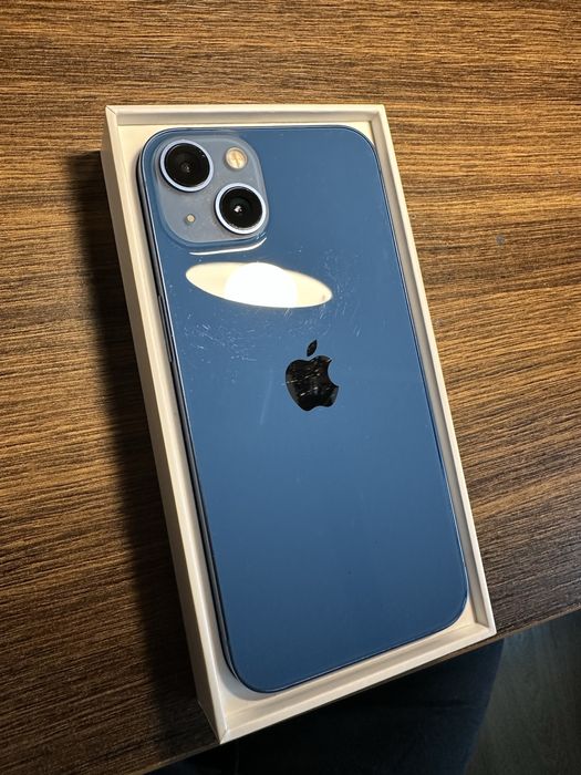IPhone 13 син 128GB