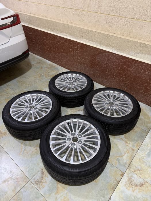 Диски от камри 80 70 75 покрышки
