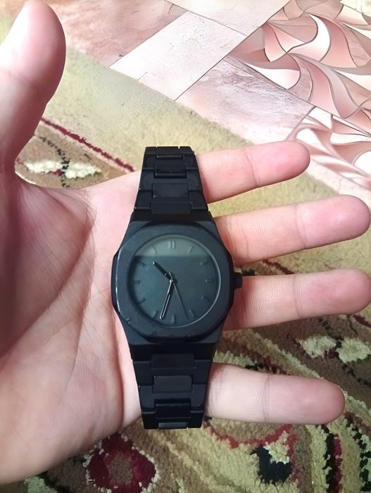 Продам Часы хорошем состояние