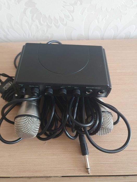 Microfoane karaoke cu mixer stereo SilverCrest