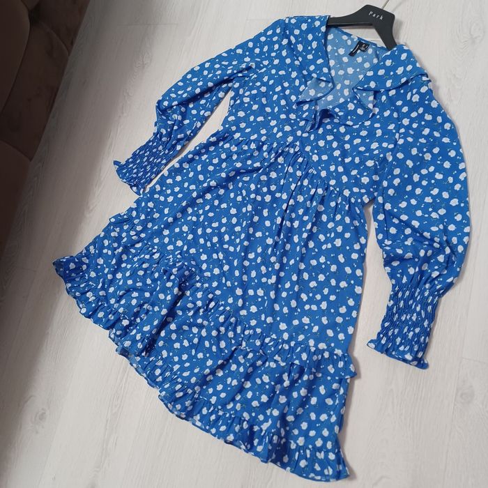 Vând rochie nouă fără etichetă