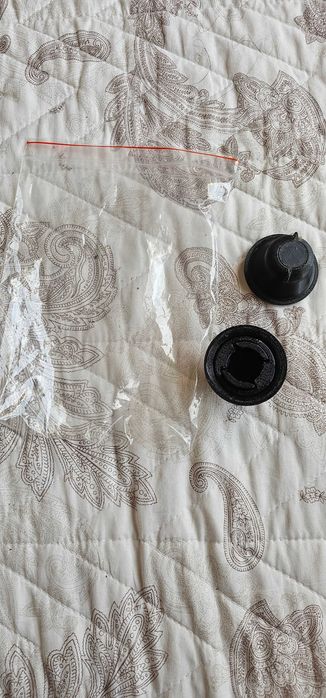 Капачка за гайка на заден амортисьор за Ford