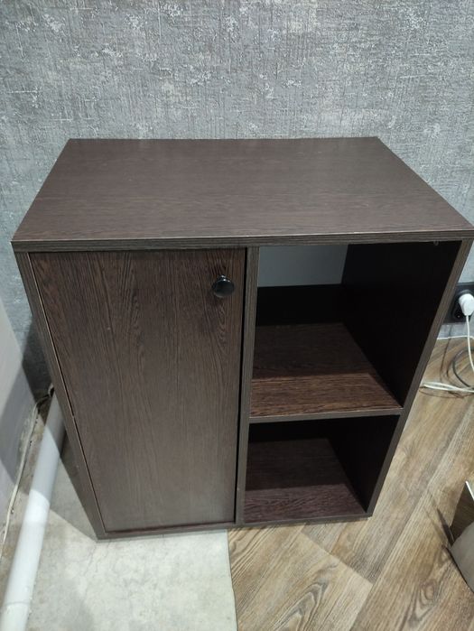 Тумбочка  б/у , самовывоз