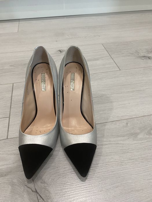 Женские туфли