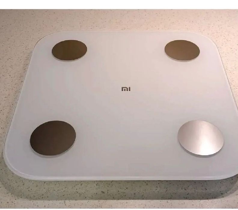 Весы mi scale 2 в отличном состоянии