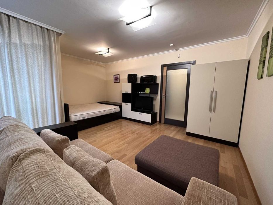 Дава се под наем Едностаен апартамент в София, Красно село - 50 кв.м за 346.8 € - Снимка #1