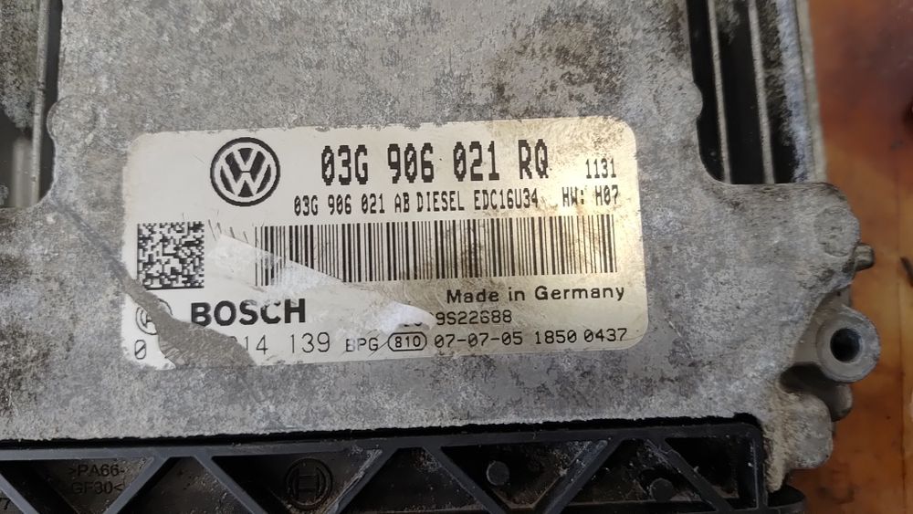 Passat B6 компютър BLS 03G 906 021 RQ