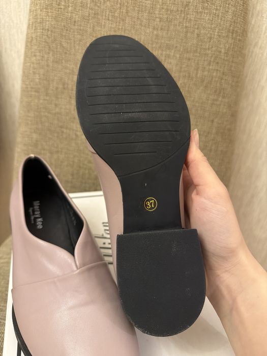 Продам лоферы новые