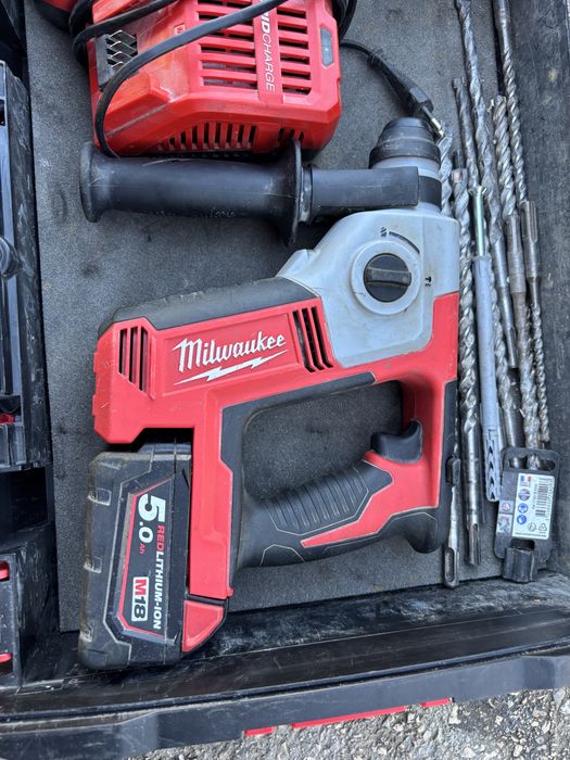 Milwaukee M 18BH
