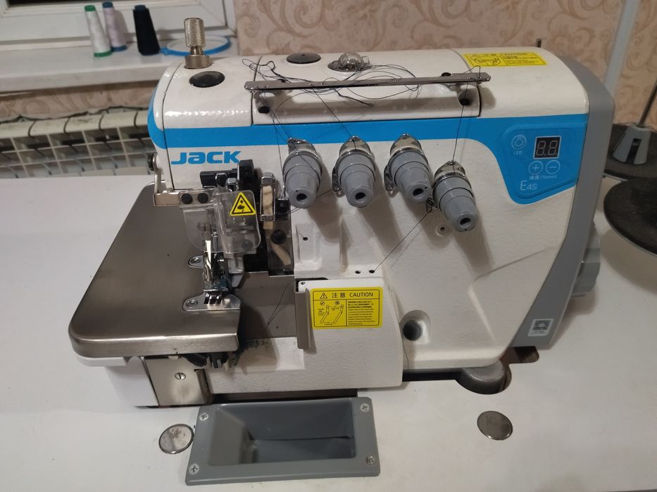 Jack E4s-оверлок