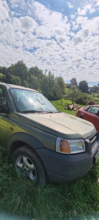 Vând land rover sau schimb