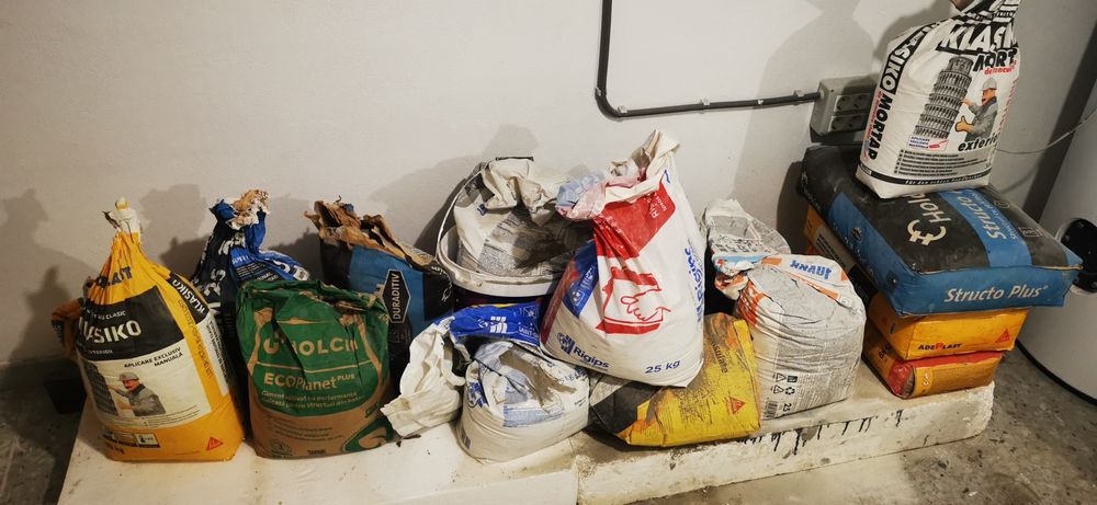 Tencuiala, adezivi, vopseluri, ciment, tencuiala glet, șapă