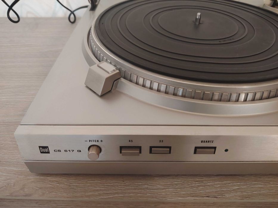 Pick-up Dual CS 617 Q Direct Drive quartz control,Turntable System