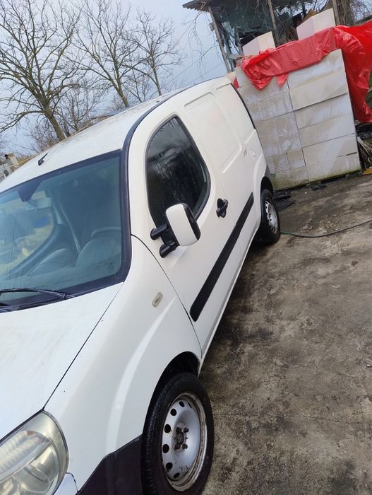 1000€ neg.Vând fiat doblo multijet 1.3 motorina