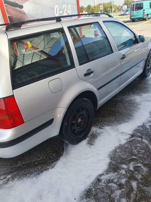 Vând sau schimb golf 4 14 bezina 16 valve