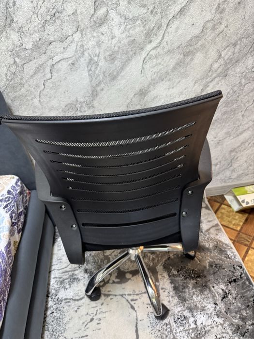 Продается кресло офисное