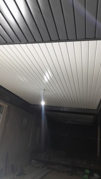 Лукс су ағар кровла