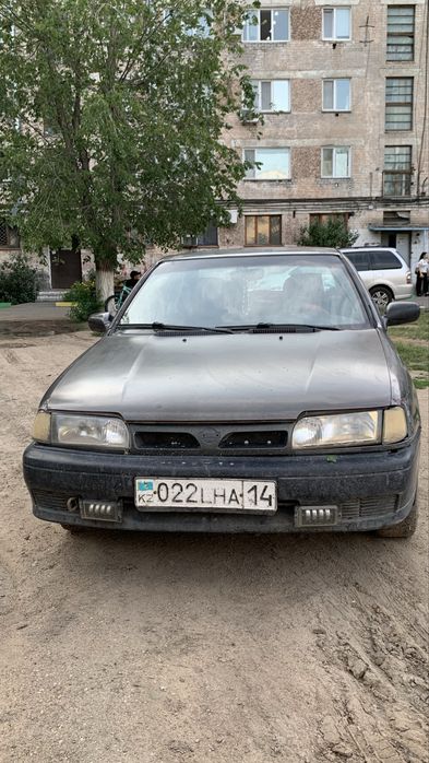 Ниссан примера 1995