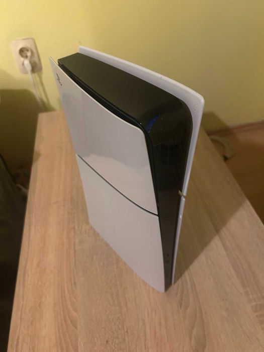 PS5 Slim Digital 825GB + DualSense | Втори контролер + зарядна станция