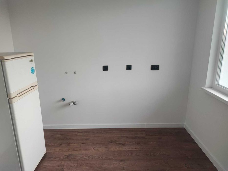 Дава се под наем Къща в с. Мировяне, Област София-град - 200 кв.м за 1390 € - Снимка #14