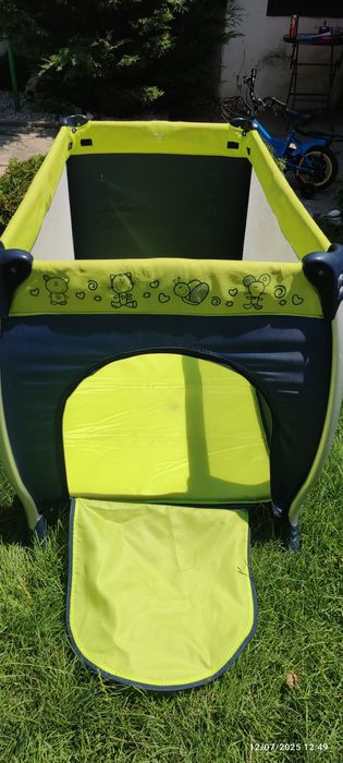 Детски легла с матраци като нови!!!Детска кошарка като нова!!!