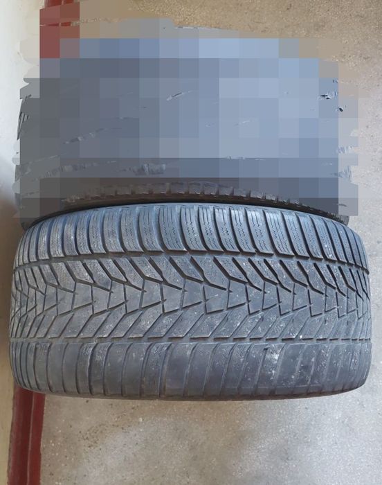 Cauciucuri iarna Hankook winter icept evo 3 - 275 40 R 18 DOT 2421 
24