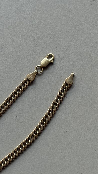 Продам золотой браслет Mioro