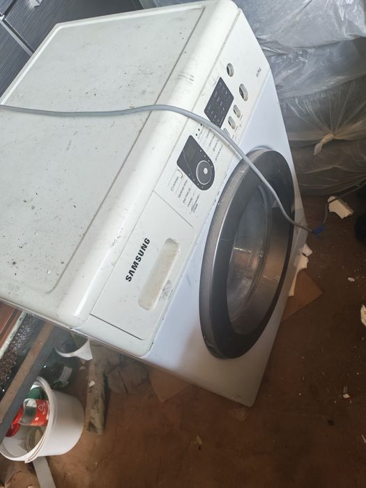 Холодильник  продаю