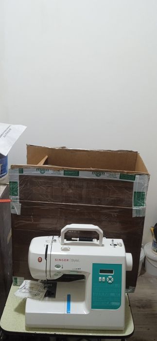 Продаеться швейная,машинка