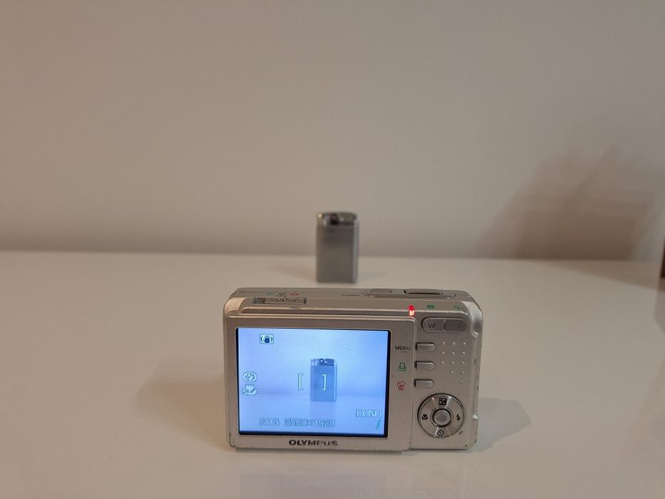 цифров фотоапарат OLYMPUS FE-150