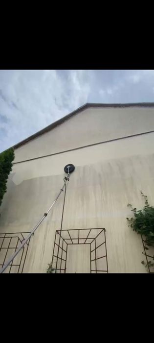 Servicii spalat case fatade  panouri fotovoltaice curatat hale industriale