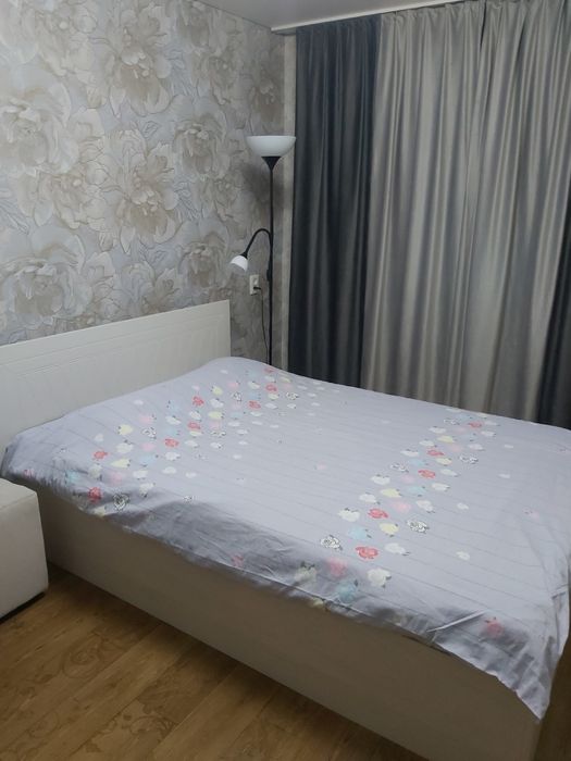 Продам кровать 2х спальную  практически новую