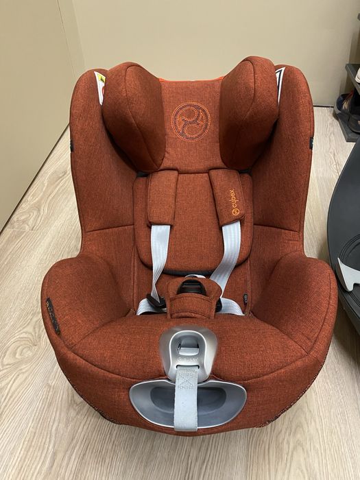 Детское автокресло