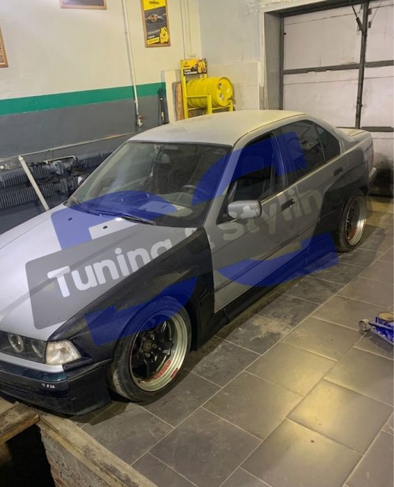 Расширение Rocket Bunny седан BMW e36