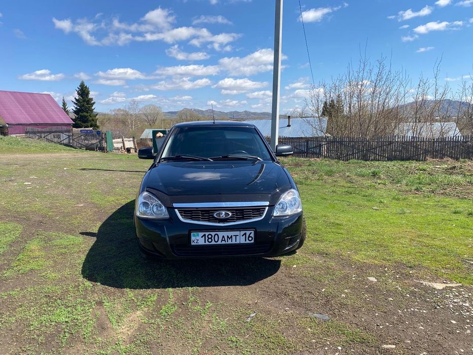 Продам Приору, 2012год.