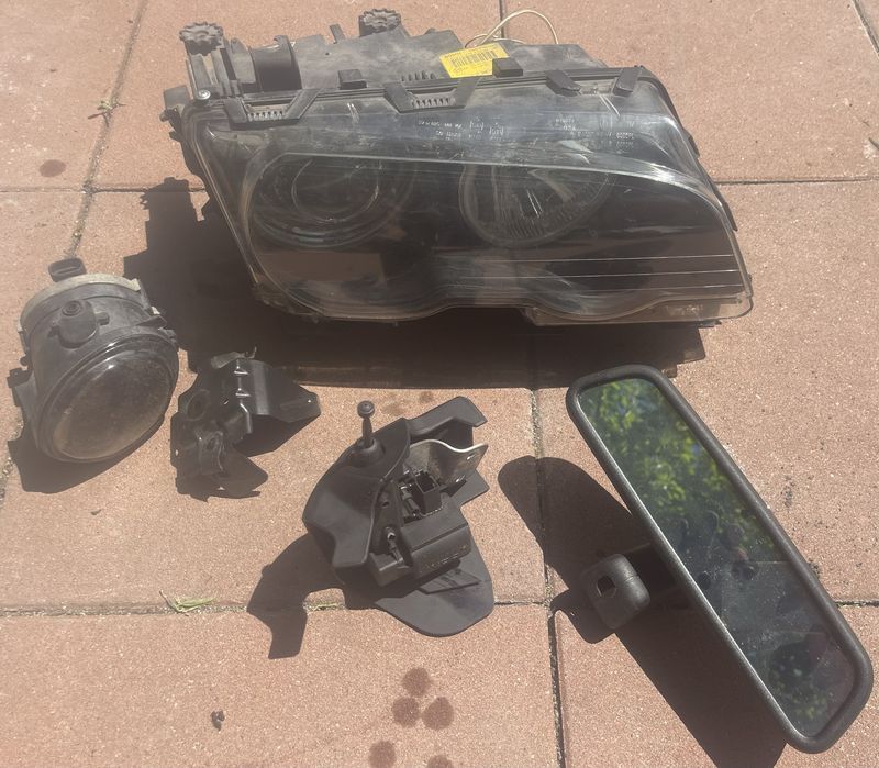 Продавам части за бмв е46 купе 328си