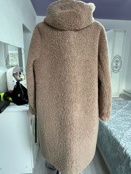 Продаю одежду зимние,летние