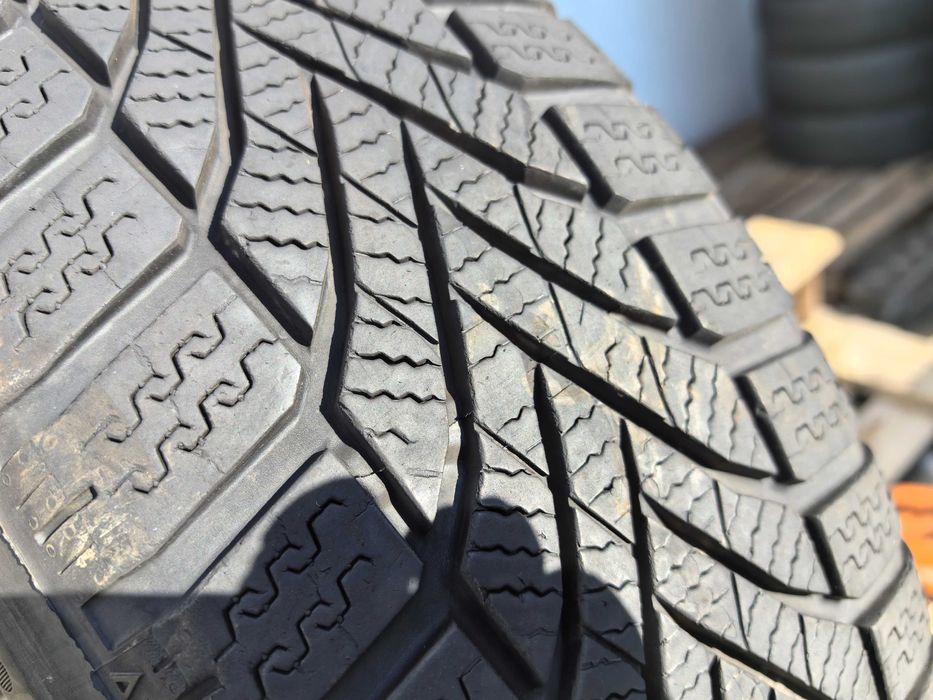 185/60/15 Фалкен ДОТ 2022 г - Само 1 брой гума