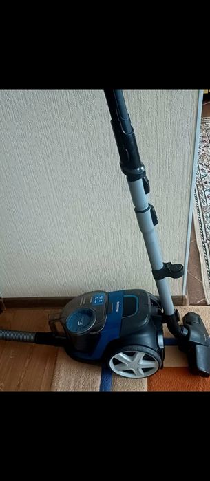 ПылесосПылесос  Philips PowerPro