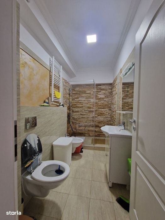 Mamaia Nord-3 camere mobilat-utilat la 350m de plaja, parcare