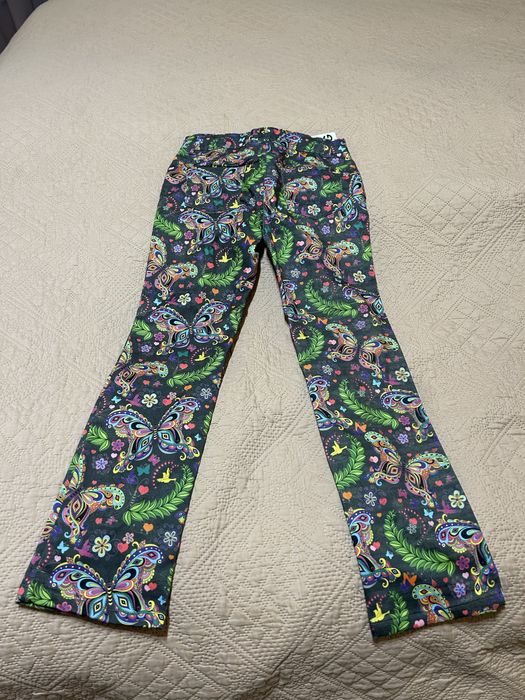 Продавам модерен панталон и клин-панталон