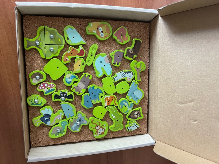 Дървена игра с табло, животни и чукче
