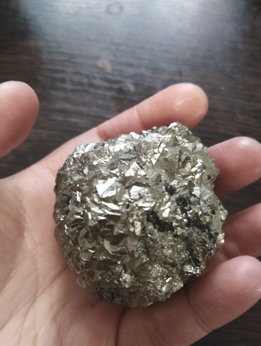 Камен незнаю названия