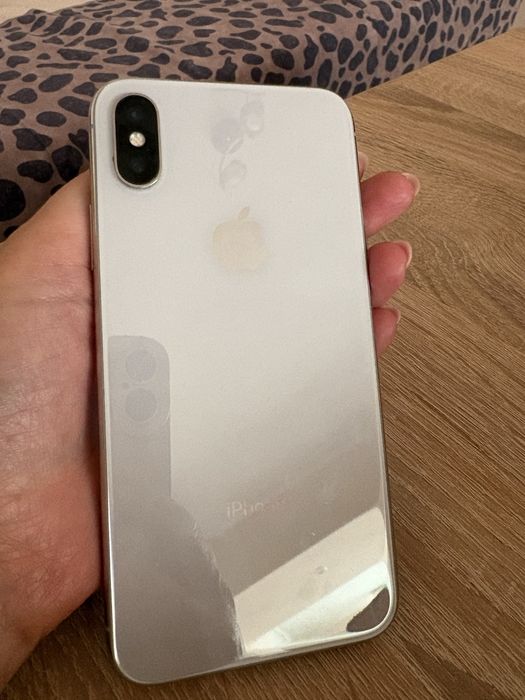 Iphone X 64GB и Xiaomo Hyper OS 12 128GB